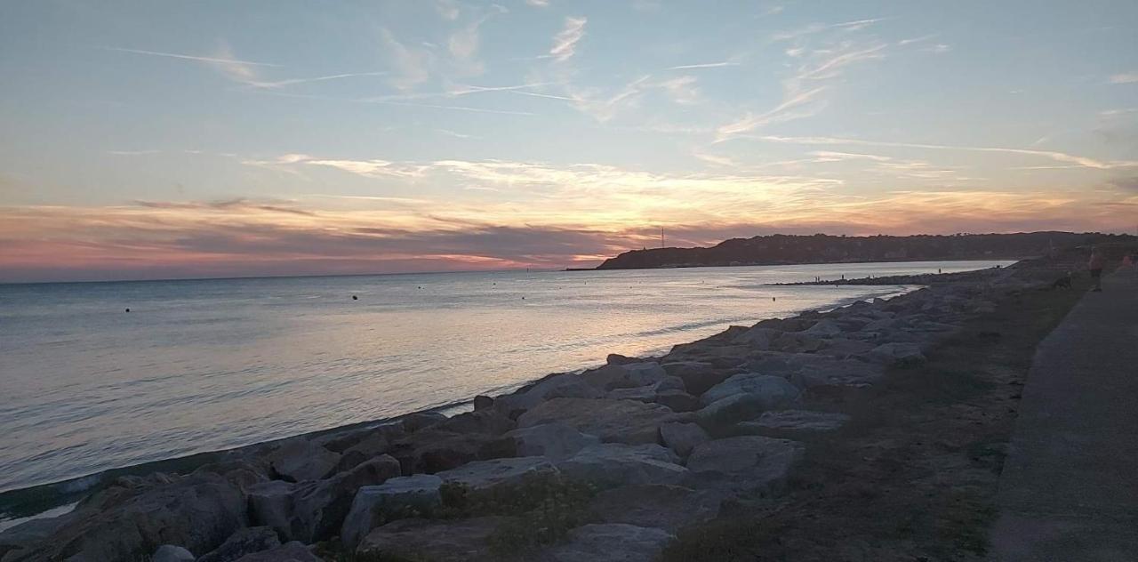 Le Balcon De Jersey - Face A La Mer Saint-Jean-de-la-Rivière Εξωτερικό φωτογραφία